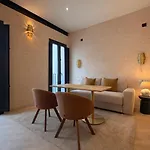 Patio de la Escalera - Agustín Moreno 46