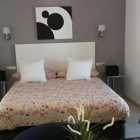 Apartamento Patio De La Escalera - Agustin Moreno 46 *