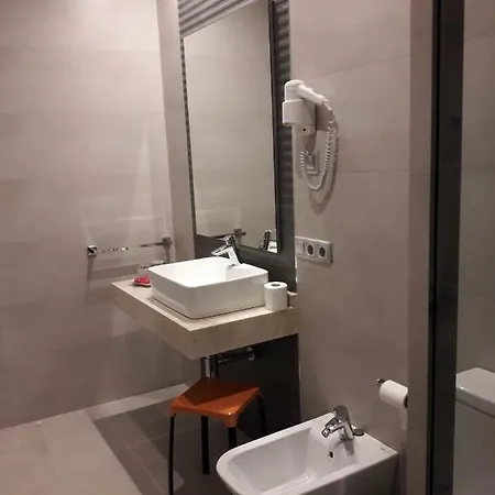 Patio De La Escalera - Agustin Moreno 46