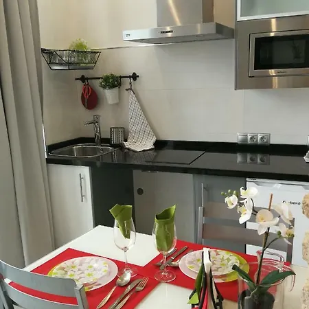 Apartamento Patio De La Escalera - Agustin Moreno 46 *