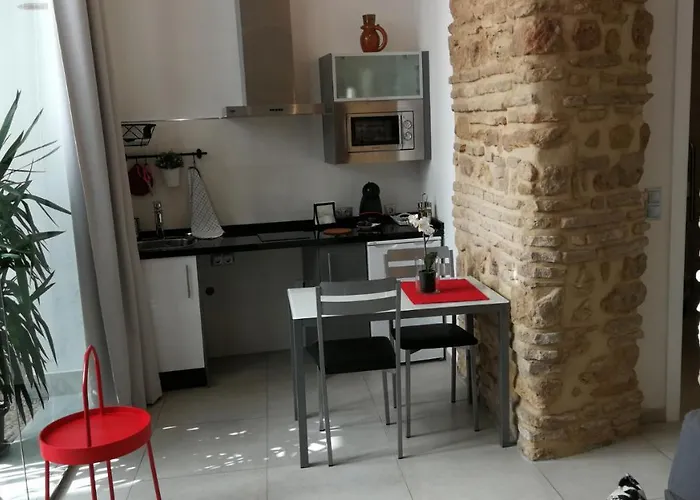 Apartmán Patio De La Escalera - Agustin Moreno 46 *